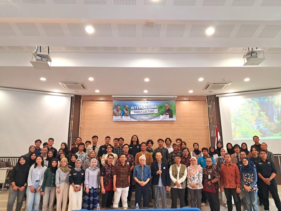 Kuliah Umum Prof. Emeritus Takeshi Ito